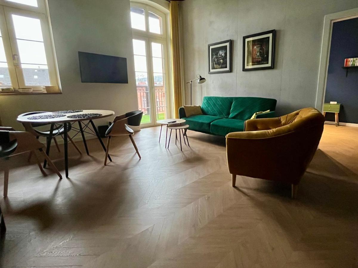 Apartamenty Lemon Pepper Jelenia Gora Bagian luar foto
