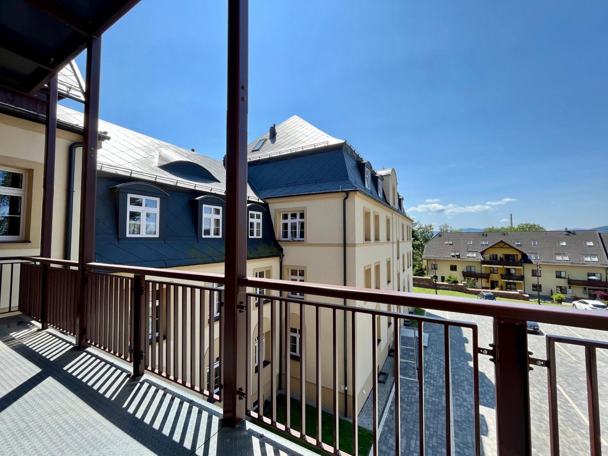 Apartamenty Lemon Pepper Jelenia Gora Bagian luar foto